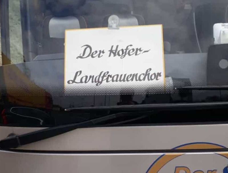 Unser Busschild