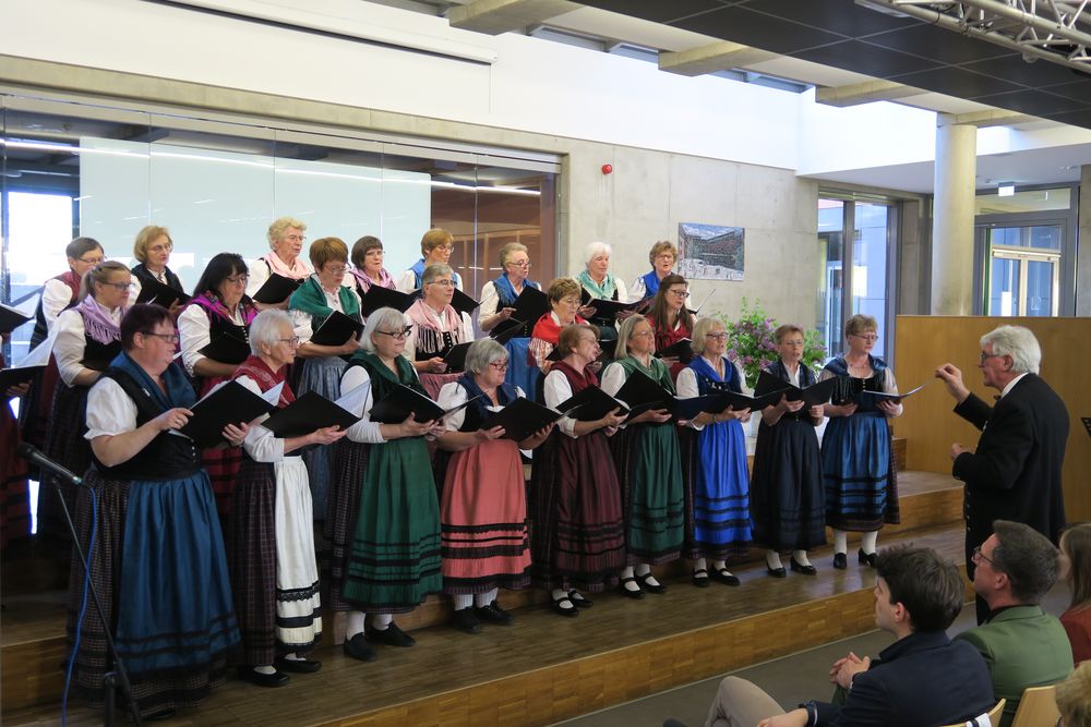 Eröffnungslied Landfrauenchor