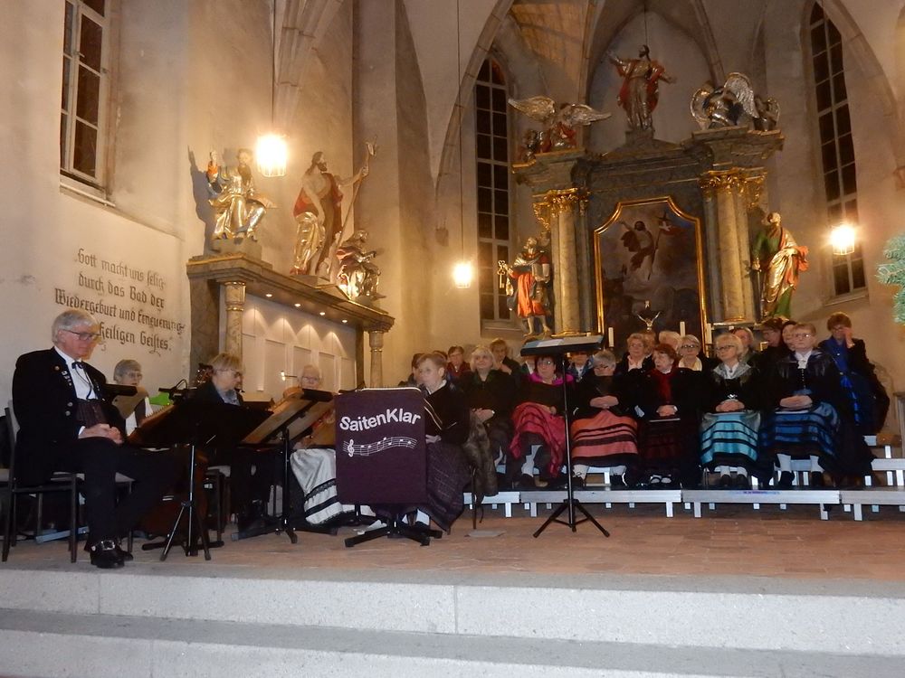 Chor und Instrumentalgruppe